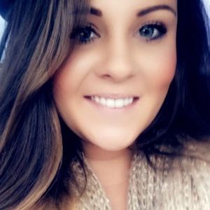 Meet your Posher, Becky